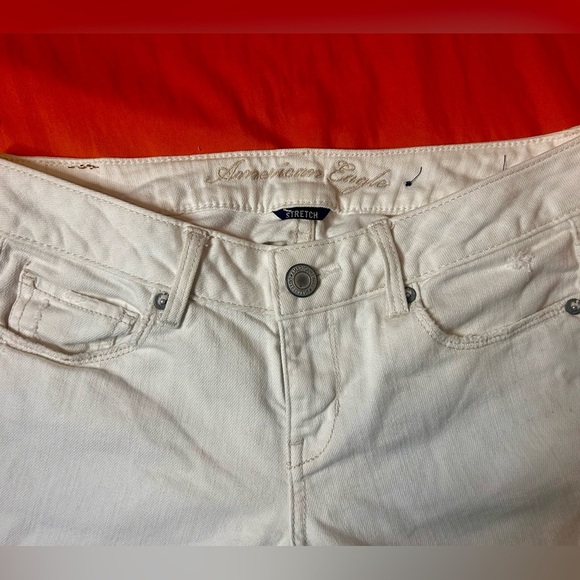 American Eagle White Skinny Jeans - Size 2 Regular - Picture 6 of 7